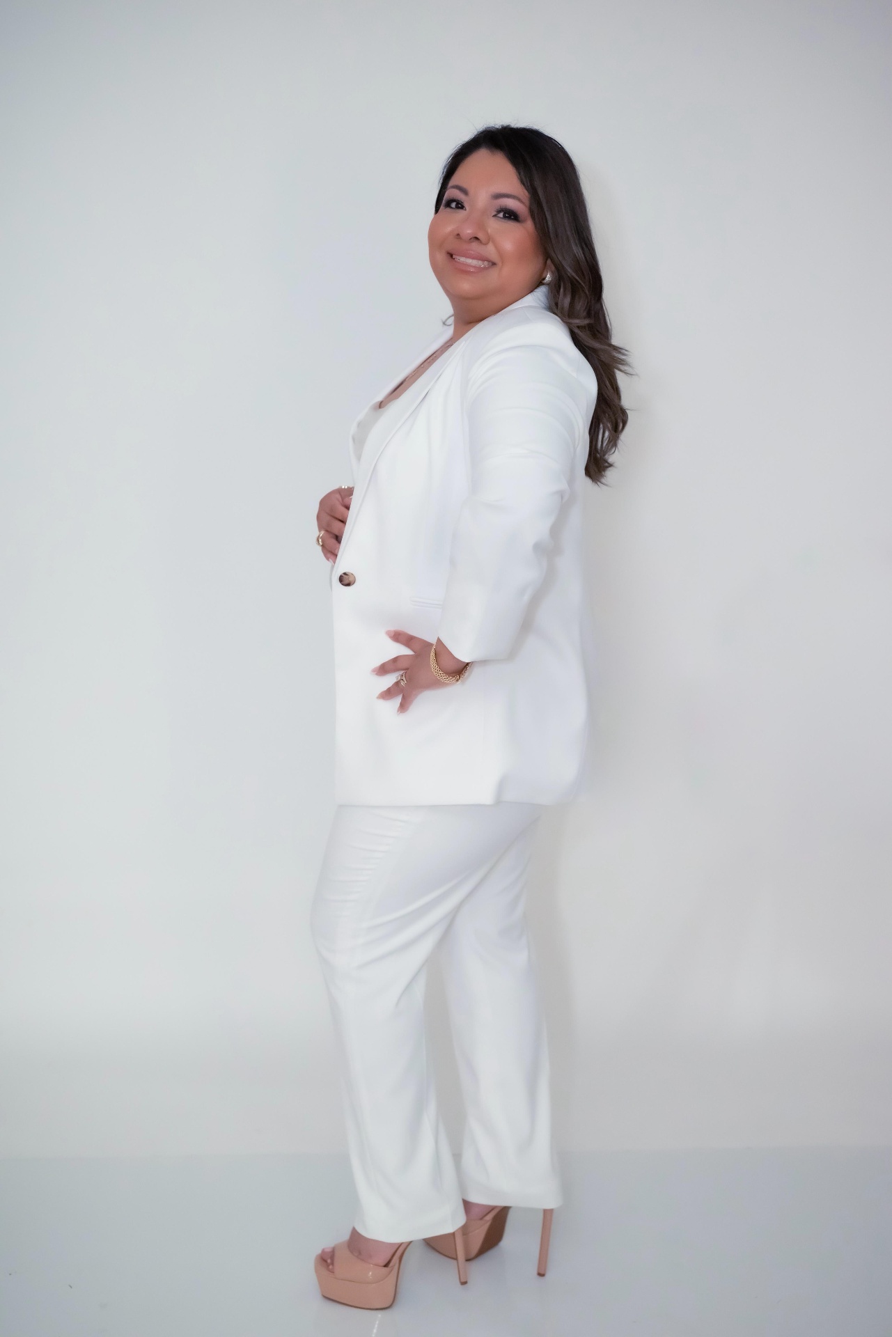 Rosalía León, cosmetóloga certificada en Garland, Texas.